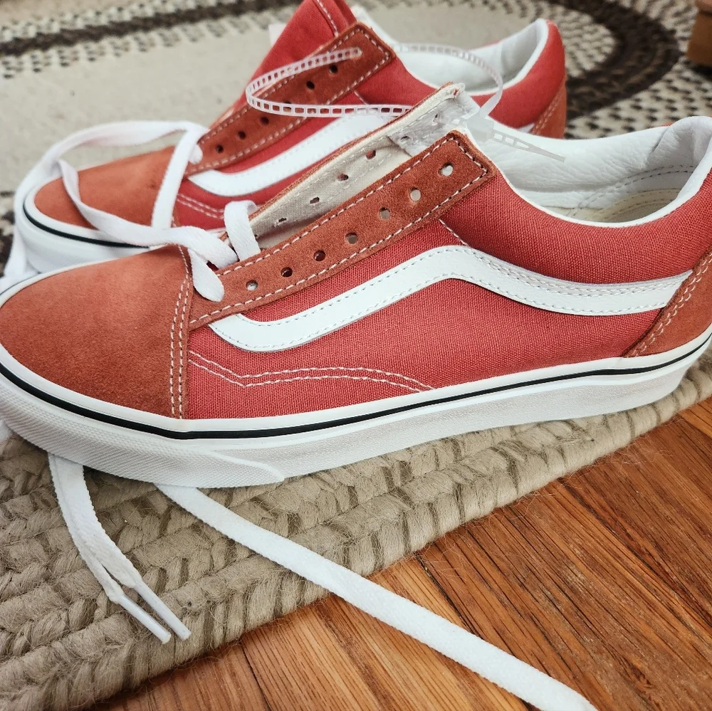 Vans burnt orange/white tie up